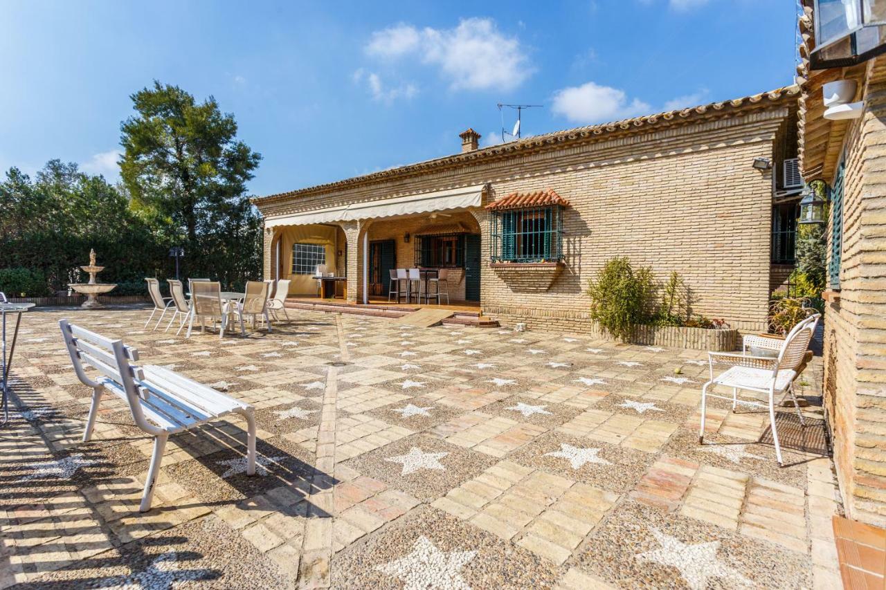 Divi Apartments Villa Reyes Mairena del Aljarafe Extérieur photo