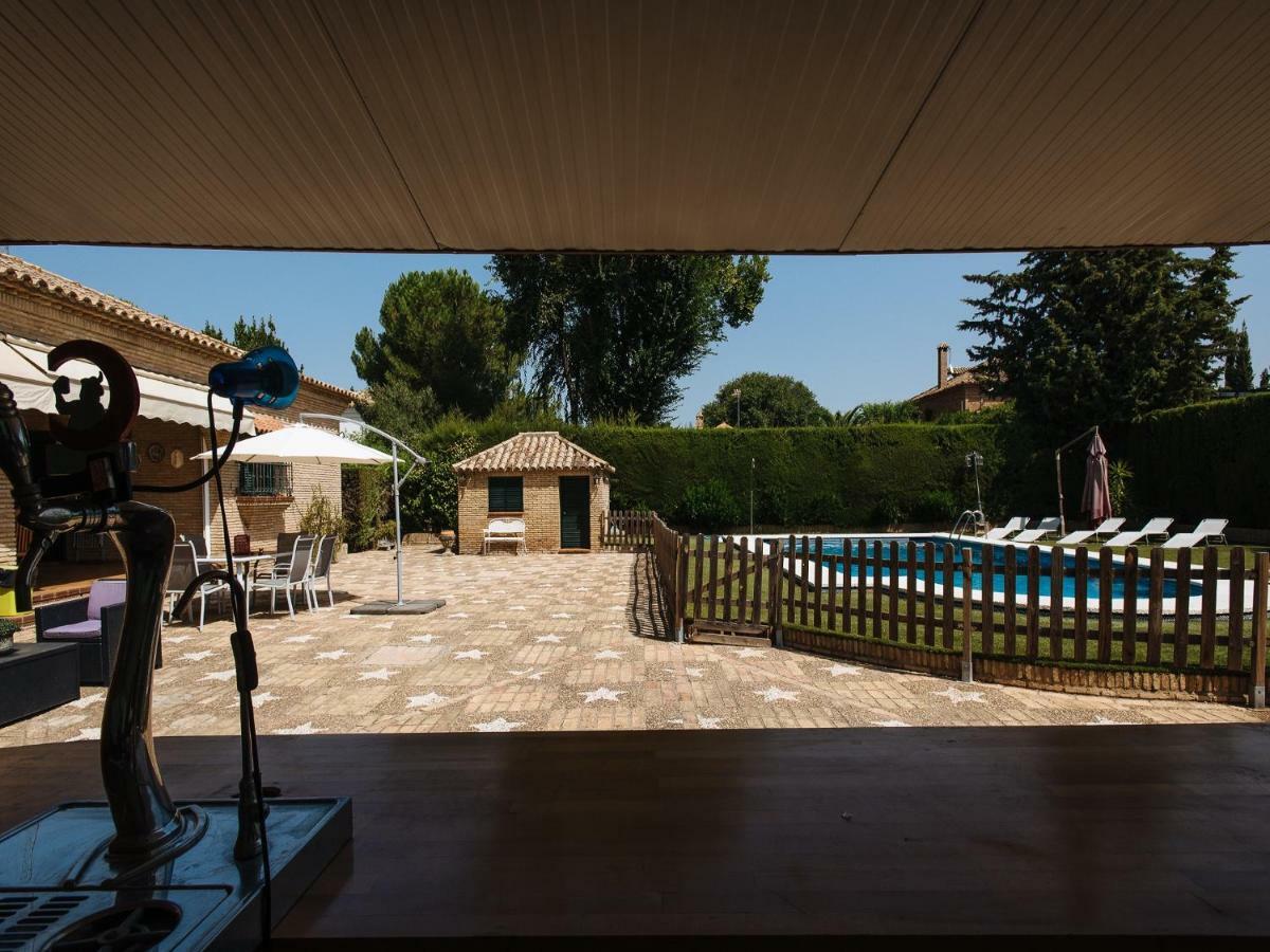 Divi Apartments Villa Reyes Mairena del Aljarafe Extérieur photo