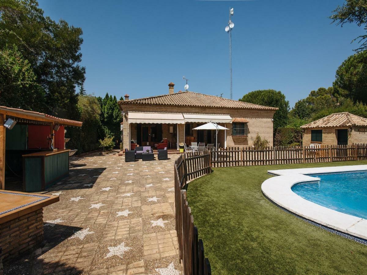 Divi Apartments Villa Reyes Mairena del Aljarafe Extérieur photo