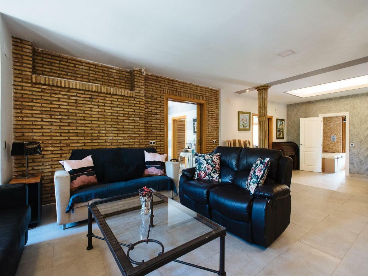 Divi Apartments Villa Reyes Mairena del Aljarafe Extérieur photo